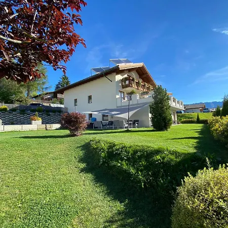 Alpenstern Apartment *